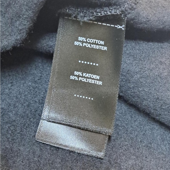 Harley-Davidson "Skull in the Rose" Hoodie - Women's size LARGE - Picture 10 of 10